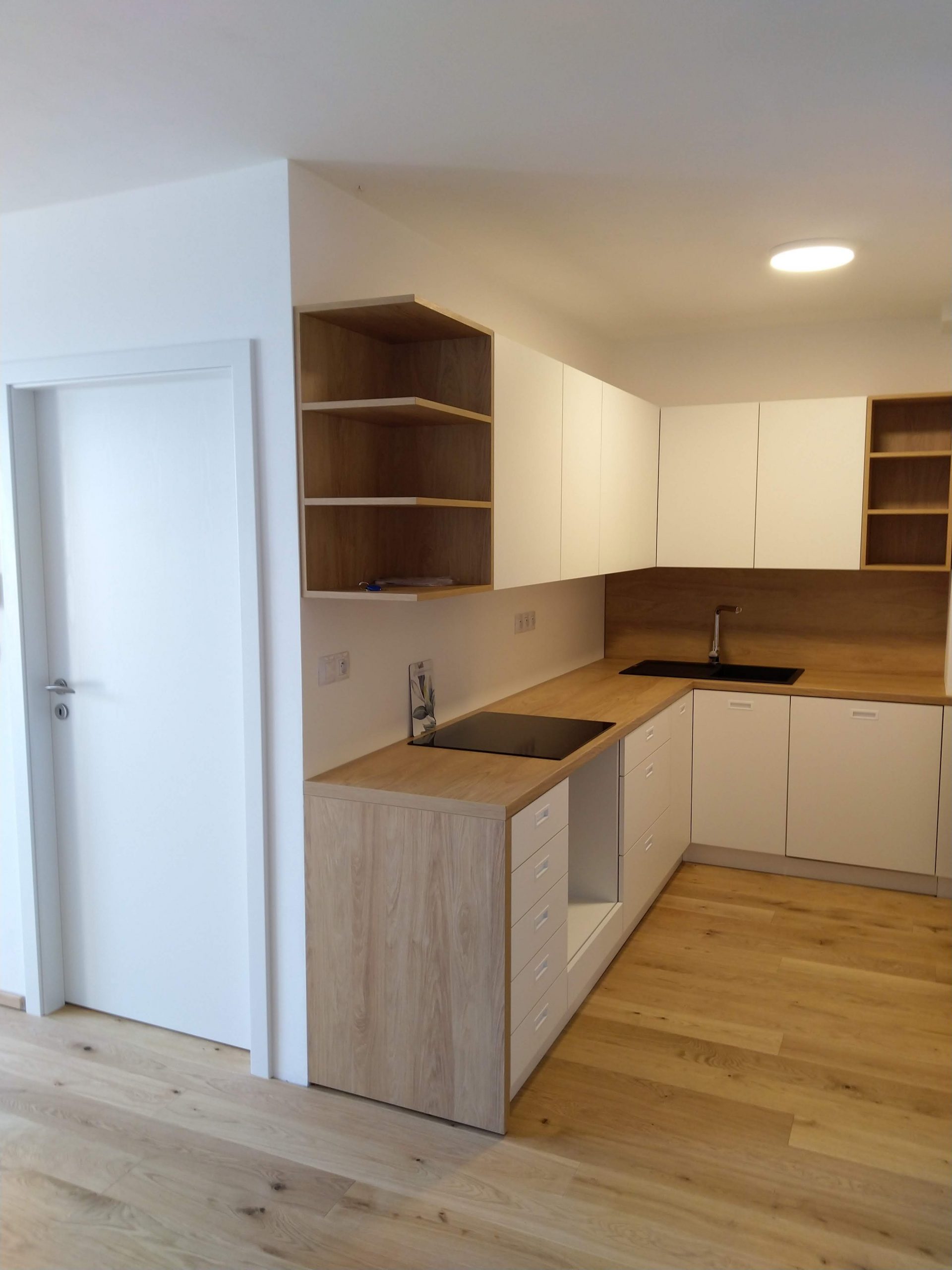 Kuchyně 6 - obrázek 2