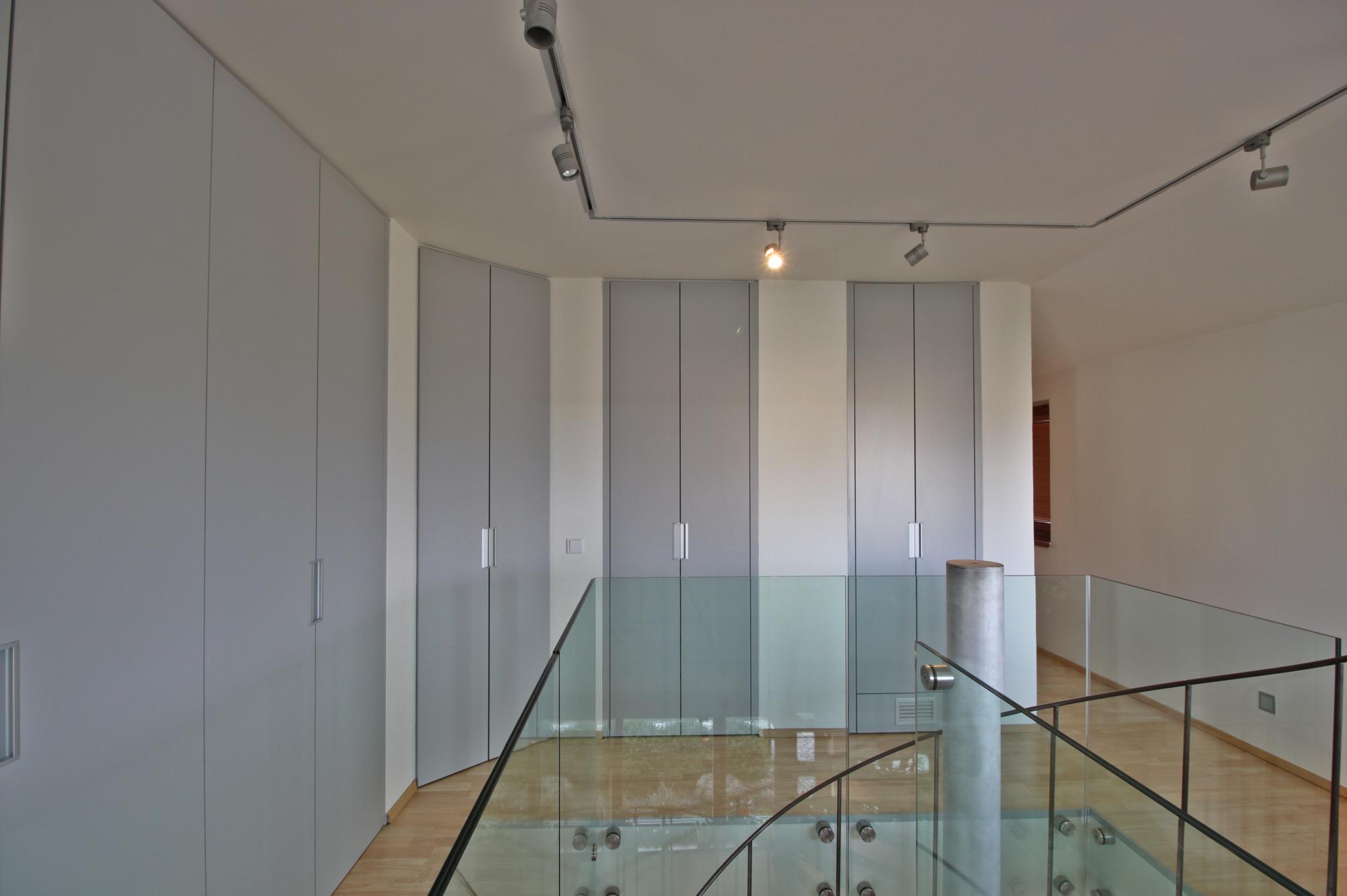 Skříně a šatny 3